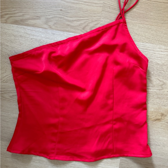 Revolve Superdown red one shoulder silk top - Picture 2 of 4